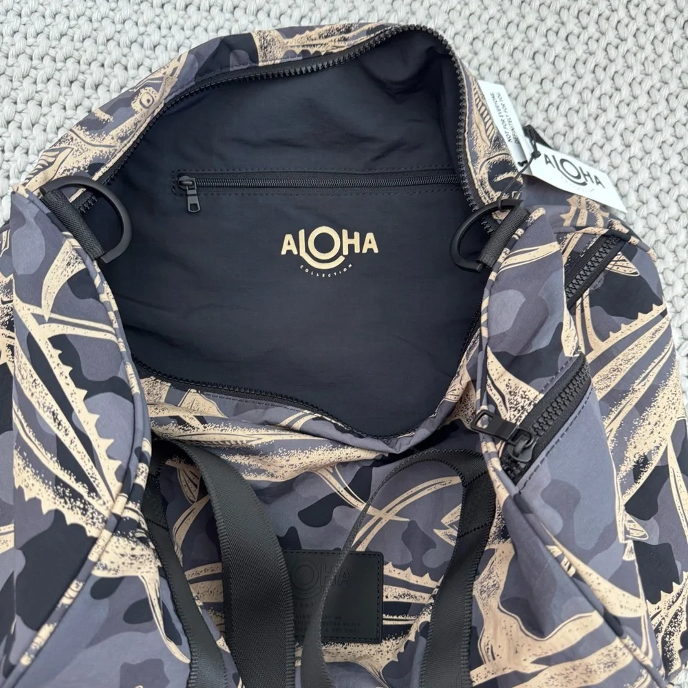 Aloha Collection• Super Special LTD Edition Keep It Light Sporty Duffle AHI CAMO